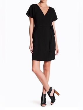 Black Wrap Dress Short Sleeve Tie Waist Women’s S